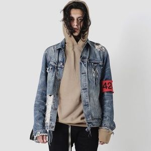 Destroy washed old zipper denim jacket